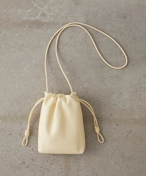 EFOLE（エフォル）の「Logo patch mini shoulder bag / ロゴパッチ ミニ ショルダー バッグ（エコバッグ/サブバッグ・レディース・ピンク系その他/サックスブルー/グリーン/イエロー/オフホワイト・FREE）」の7枚目の写真