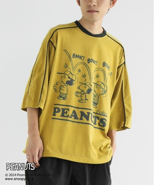 PEANUTS(ピーナッツ)の「【ユニセックス】PEANUTS/スヌーピー ゲームシャツTEE(Tシャツ/カットソー・レディース・チャコールグレー/マスタード/ピンク/ライトグレー・XL/L/M)」の3枚目の写真