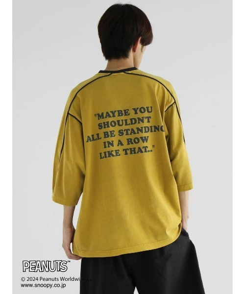 PEANUTS(ピーナッツ)の「【ユニセックス】PEANUTS/スヌーピー ゲームシャツTEE(Tシャツ/カットソー・レディース・チャコールグレー/マスタード/ピンク/ライトグレー・XL/L/M)」の6枚目の写真
