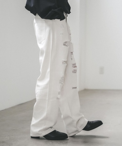 Shoowtime(ショウタイム)の「ハードクラッシュホワイトデニムパンツ(デニムパンツ・メンズ・ホワイト・SMALL/MEDIUM/X-LARGE/LARGE)」の4枚目の写真