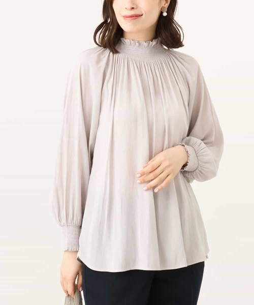 シャーリングデザインサテン地ブラウス/洗える（シャツ/ブラウス）｜OFUON（オフオン）