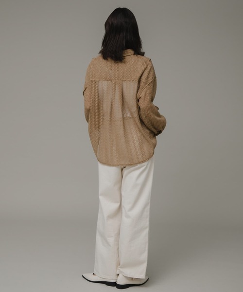 URBAN RESEARCH Sonny Label(アーバンリサーチサニーレーベル)の「ルーズレースシャツ(シャツ/ブラウス・レディース・ベージュ/オフホワイト/ブラック・FREE)」の22枚目の写真