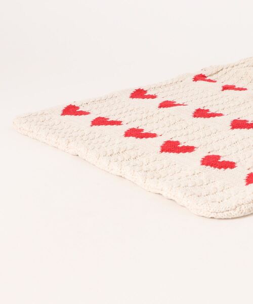 florist(フローリスト)の「【A4収納可】【韓国ファッション】ポイントハートケーブルニットトートバッグ/ニットバッグ(トートバッグ・レディース・ベージュ/ブルー/オフホワイト/グリーン・FREE)」の13枚目の写真