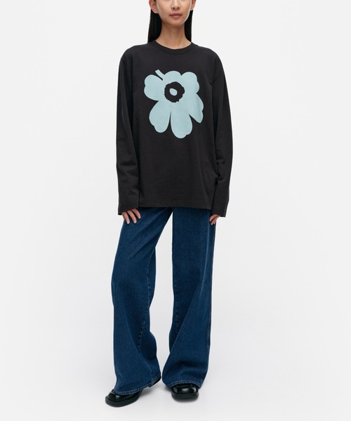 marimekko（マリメッコ）の「【ASIA　EXCLUSIVE】《kioski》Unikko /  Biitti jersey ii　 sweatshirt（スウェット・レディース・ライトブルー・X-SMALL/SMALL/MEDIUM/LARGE）」の12枚目の写真