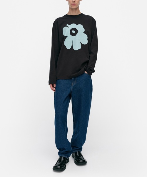 marimekko（マリメッコ）の「【ASIA　EXCLUSIVE】《kioski》Unikko /  Biitti jersey ii　 sweatshirt（スウェット・レディース・ライトブルー・X-SMALL/SMALL/MEDIUM/LARGE）」の4枚目の写真