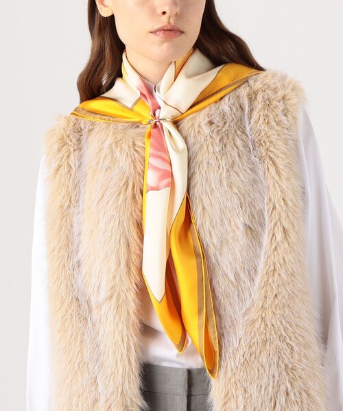 TOMORROWLAND （トゥモローランド）の「TOMORROWLAND FLAME FLOWER シルクスカーフ（バンダナ/スカーフ・レディース・ブルー系その他/イエロー系その他2・FREE）」の3枚目の写真