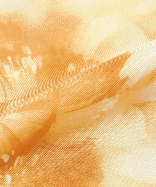 TOMORROWLAND （トゥモローランド）の「TOMORROWLAND FLAME FLOWER シルクスカーフ（バンダナ/スカーフ・レディース・ブルー系その他/イエロー系その他2・FREE）」の7枚目の写真