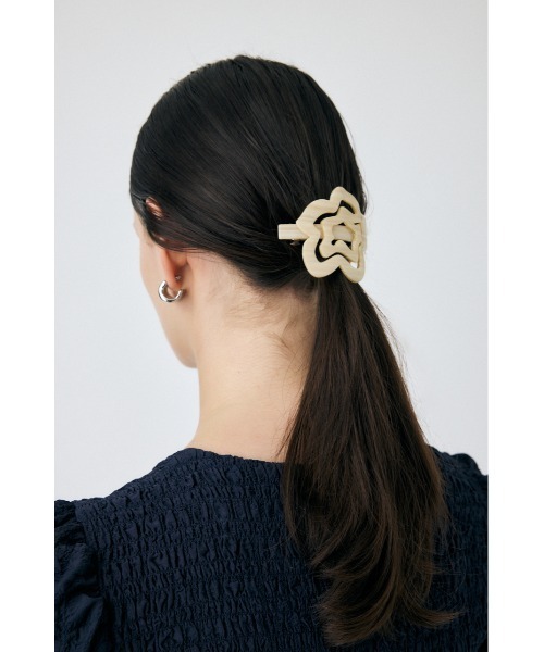 MOUSSY（マウジー）の「MARBLE FLOWER バレッタ（バレッタ/ヘアクリップ・レディース・ブラック/キナリ・FREE）」の10枚目の写真