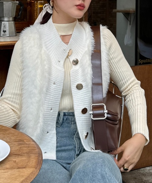 efill(エフィル)の「フロントボタン シャギーベスト(ベスト・レディース・ホワイト・FREE)」の11枚目の写真