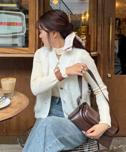 efill(エフィル)の「フロントボタン シャギーベスト(ベスト・レディース・ホワイト・FREE)」の13枚目の写真