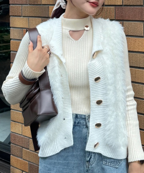 efill(エフィル)の「フロントボタン シャギーベスト(ベスト・レディース・ホワイト・FREE)」の16枚目の写真