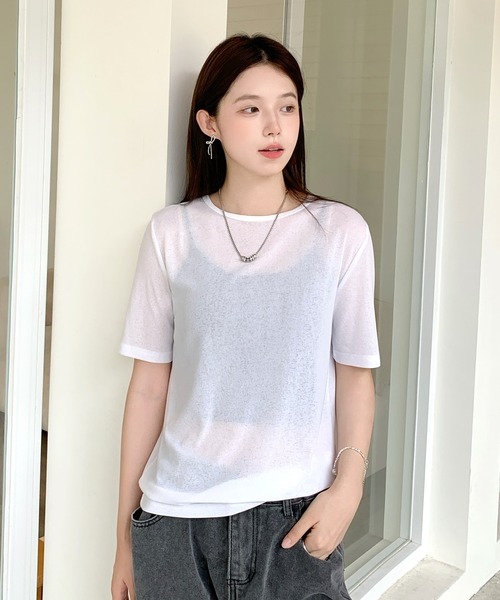 by LEGNA(バイレグナ)の「【全17色】選べるサイズ シアーTシャツ(Tシャツ/カットソー・レディース・ホワイト/ダークブラウン/ワインレッド/モカ/ネイビー/チャコール/アイボリー/ライトグレー/ブラック/オリーブ/ライトブルー/ピンク/ダルブルー系/イエロー/ダルブルー系2/オリーブ系2/グレー系2/ホワイト系2/ブラック系2/ピンク系2/ピンク系3/ブルー系3/ブラック系3/グレー系3/ライトグレー系3/ホワイト系3/ブラック系5/ライトグレー系5/ダルブルー系5/ホワイト系5/グレー系5/アイボリー系5/ピンク系5/ブルー系5/ブラック系4/ピンク系4/ライトグレー系4/ホワイト系4/アイボリー系4/ブラック系6/ネイビー系6/ホワイト×ブルー/ホワイト×グレー/グレー系6/アイボリー系6/ホワイト×イエロー/ブラック×ホワイト/ライトグレー系6/ダークブルー/グリーン/サーモンピンク・LARGE/MEDIUM/FREE/M-Short/L-Short)」の8枚目の写真
