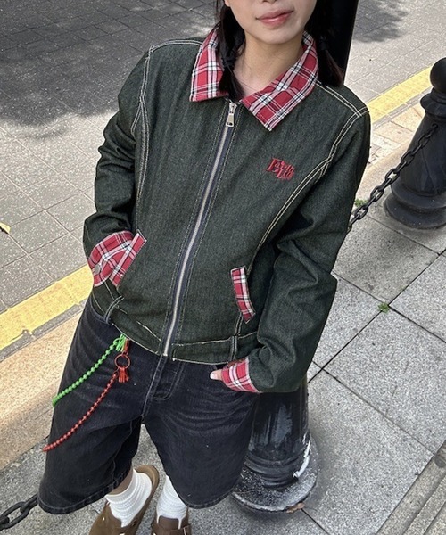 LYEON（リヨン）の「チェック襟ジップアップデニムジャケット/ブルゾン（ブルゾン・レディース・ブラック・FREE）」の2枚目の写真