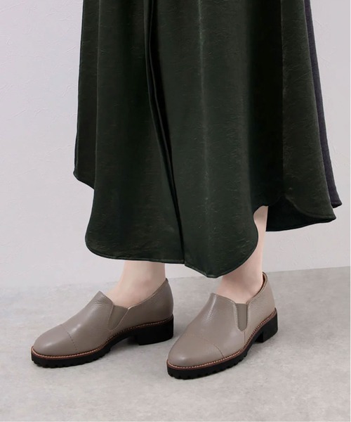 enchanted（エンチャンテッド）の「本革サイドゴアタンクソールスリッポンシューズ（ドレスシューズ・レディース・ブラック/グレイッシュベージュ・24/23.5/23/22.5/25/24.5）」の21枚目の写真