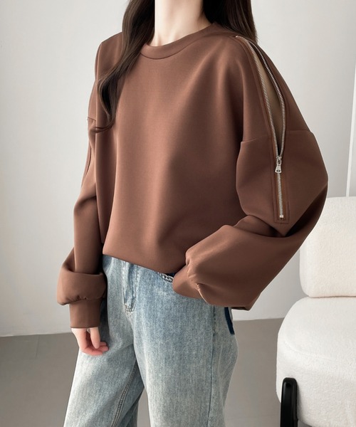 ECLIN(エクラン)の「ショルダージップ段ボールスウェットプルオーバー(スウェット・レディース・ブラウン/アイボリー/ブラック・M/L/XL)」の1枚目の写真