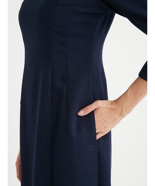 CELFORD（セルフォード）の「エンブロイダリーカラーワンピース