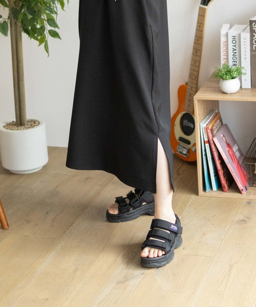 NAVY（ネイビー）の「NAVY 杢麻ライクキャミワンピースアンサンブル（ワンピース・レディース・ブラック/ダークグレー/マスタード・M/L）」の21枚目の写真