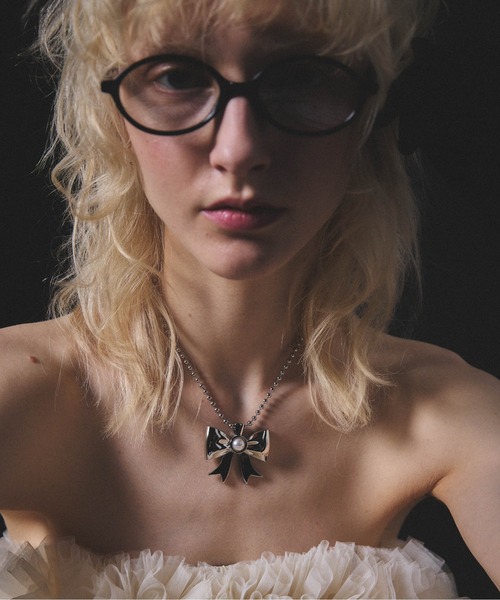 Carmelo（カーメロ）の「Big bow necklace（ネックレス・レディース・ホワイト/クリア・FREE）」の1枚目の写真