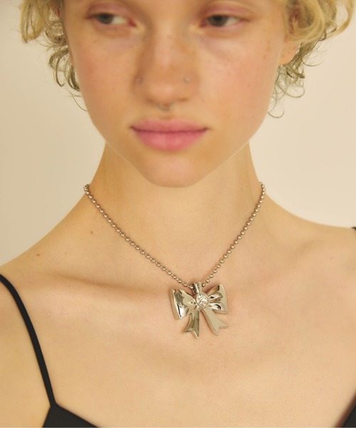 Carmelo（カーメロ）の「Big bow necklace（ネックレス・レディース・ホワイト/クリア・FREE）」の2枚目の写真