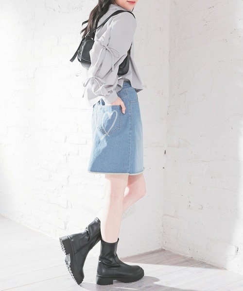 Honeys(ハニーズ)の「デニムミニスカート(デニムスカート・レディース・グレー/ライトインディゴブルー/サックスブルー系・3L/L/LL/M/S)」の7枚目の写真