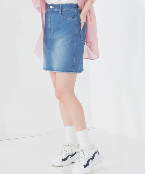 Honeys(ハニーズ)の「デニムミニスカート(デニムスカート・レディース・グレー/ライトインディゴブルー/サックスブルー系・3L/L/LL/M/S)」の12枚目の写真