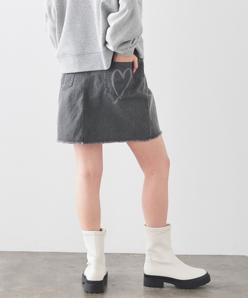 Honeys(ハニーズ)の「デニムミニスカート(デニムスカート・レディース・グレー/ライトインディゴブルー/サックスブルー系・3L/L/LL/M/S)」の17枚目の写真