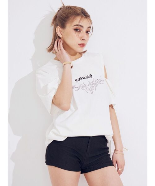 EVRIS（エヴリス）の「ショルダーカッティングBIGTシャツ（Tシャツ/カットソー・レディース・ベージュ/ホワイト/ブルー・FREE）」の4枚目の写真