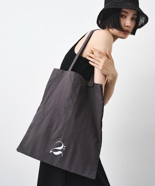 LE VERNIS（ル・ベルニ）の「LE VERNIS(ル・ベルニ)《A4サイズ対応》撥水Tote bag -DEUX-（ショルダーバッグ・レディース・グレー/ブラウン・FREE）」の15枚目の写真