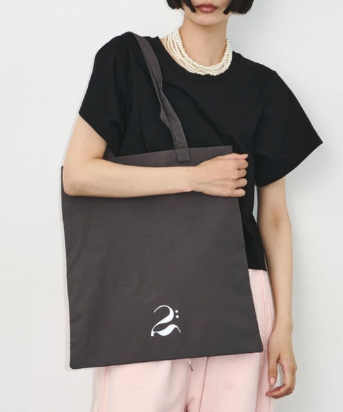 LE VERNIS（ル・ベルニ）の「LE VERNIS(ル・ベルニ)《A4サイズ対応》撥水Tote bag -DEUX-（ショルダーバッグ・レディース・グレー/ブラウン・FREE）」の7枚目の写真