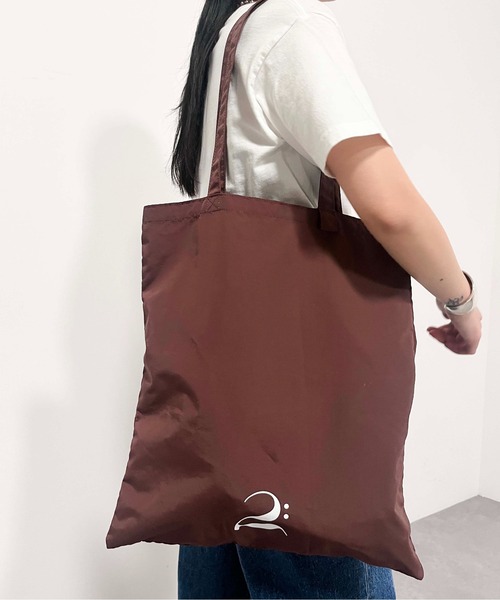 LE VERNIS（ル・ベルニ）の「LE VERNIS(ル・ベルニ)《A4サイズ対応》撥水Tote bag -DEUX-（ショルダーバッグ・レディース・グレー/ブラウン・FREE）」の19枚目の写真