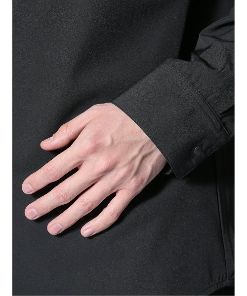 m.f.editorial（エムエフエディトリアル）の「【ストレッチ ハンドウォッシャブル】m.f.エディトリアル メンズ ストレッチ バンドカラー長袖シャツ（シャツ/ブラウス・メンズ・ブラック/ベージュ・MEDIUM/LARGE/X-LARGE）」の13枚目の写真