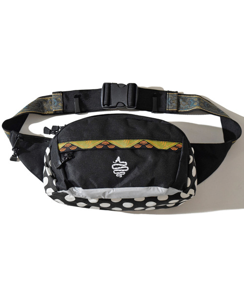 ALDIES（アールディーズ）の「Reflection Waist Bag / リフレクションウエストバッグ（ショルダーバッグ・メンズ・マルチ/ブラック・FREE）」の19枚目の写真
