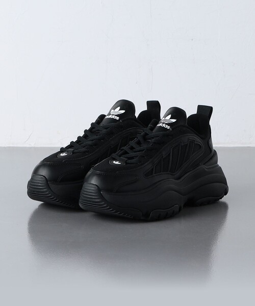 adidas（アディダス）の「＜adidas Originals＞OZGAIA スニーカー（スニーカー・レディース・ブラック・23.5cm/22.5cm/23cm/24.5cm/24cm/25cm/25.5cm）」の2枚目の写真