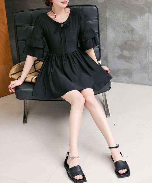 TeddyShop(テディショップ)の「【大きいサイズ有】レディース水着 ティアード フリル ワンピース風 バックボタン オールインワン スイムウェア(水着・レディース・ブラック/ダークブラウン・S/L/M/LL)」の9枚目の写真