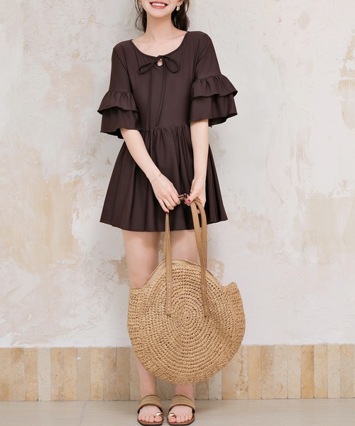 TeddyShop(テディショップ)の「【大きいサイズ有】レディース水着 ティアード フリル ワンピース風 バックボタン オールインワン スイムウェア(水着・レディース・ブラック/ダークブラウン・S/L/M/LL)」の6枚目の写真