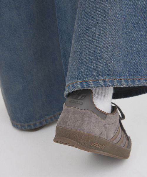 ジャーナルスタンダード別注 adidas GAZELLE ガゼル　グレー アディダスのガゼルって、こんな洗練されてたっけ