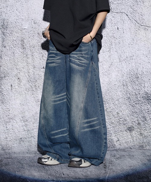 EFFECTION(エフェクション)の「EFFECTION // vintage wash wide balloon buggy curve denim pants〈ヴィンテージウォッシュ加工 ワイド バルーン バギー カーブ デニム パンツ〉(デニムパンツ・メンズ・ブルー系その他/ブラック系その他・MEDIUM/LARGE/X-LARGE/SMALL)」の21枚目の写真