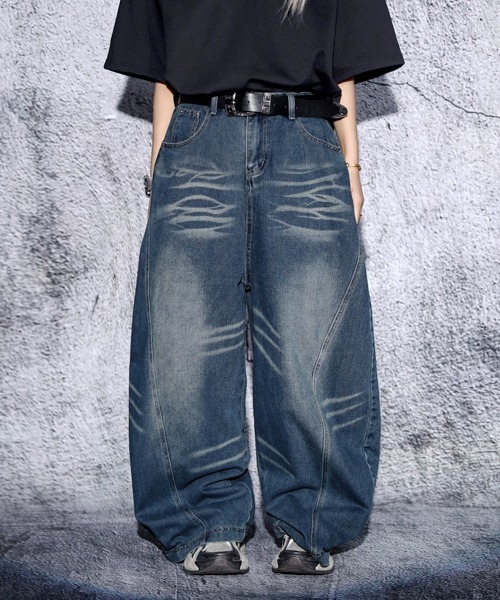 EFFECTION(エフェクション)の「EFFECTION // vintage wash wide balloon buggy curve denim pants〈ヴィンテージウォッシュ加工 ワイド バルーン バギー カーブ デニム パンツ〉(デニムパンツ・メンズ・ブルー系その他/ブラック系その他・MEDIUM/LARGE/X-LARGE/SMALL)」の22枚目の写真