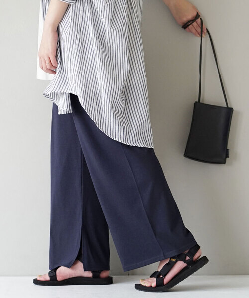 zootie(ズーティー)の「【重ねるだけでコーデが華やぐ。】 URBAN PLUS レイヤード専用 ペチパンツ(その他パンツ・レディース・ライトベージュ/ブラック/ライトブルー/オフホワイト/グレイッシュブルー/チャコール/ネイビー・フリー)」の6枚目の写真
