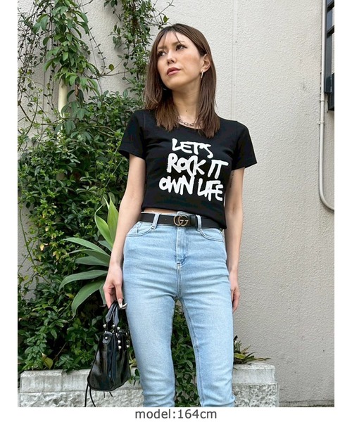 EGOIST(エゴイスト)の「手書き風ロゴTシャツ(Tシャツ/カットソー・レディース・ブラック/ホワイト・FREE)」の19枚目の写真