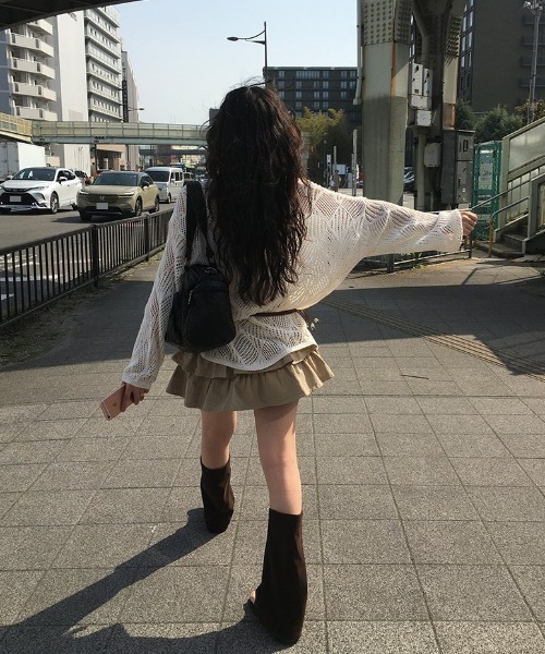 anyonemore（エニワンモア）の「ベルト付きメッシュニット+パット付きキャミソールセット（ニット/セーター・レディース・ベージュ/ブラック・FREE）」の13枚目の写真