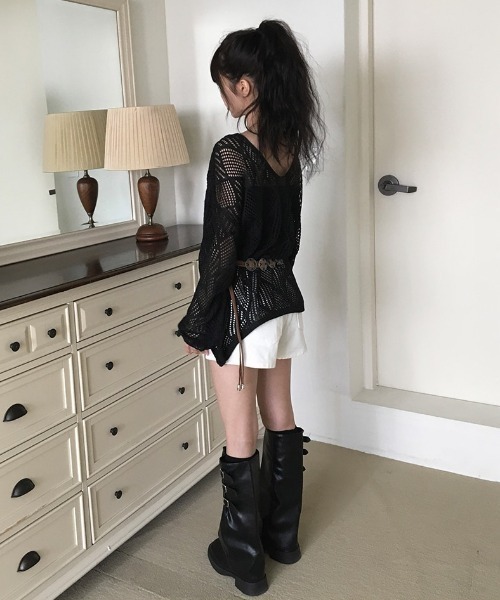 anyonemore（エニワンモア）の「ベルト付きメッシュニット+パット付きキャミソールセット（ニット/セーター・レディース・ベージュ/ブラック・FREE）」の22枚目の写真