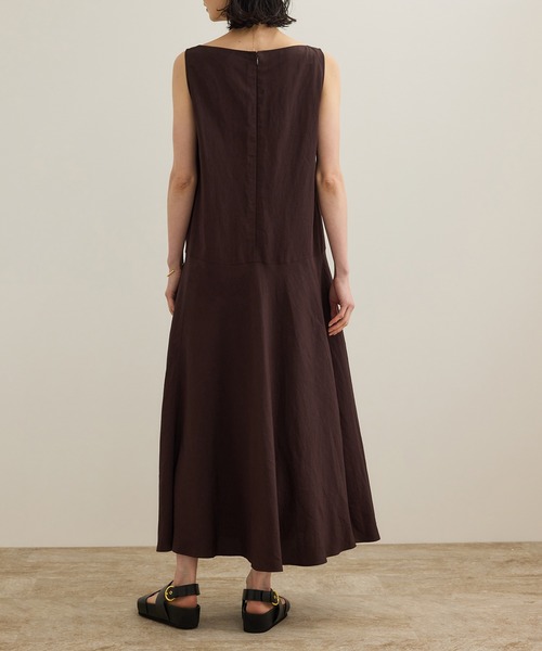 ROPE'（ロペ）の「レーヨンリネン スラッシュドネックワンピース【セットジャケット対応】（ワンピース・レディース・ブラウン/ネイビー/イエロー・36/38）」の18枚目の写真