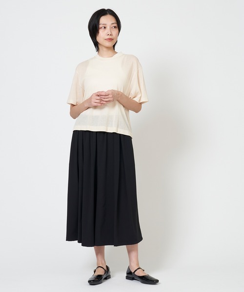 THE SHINZONE(ザ シンゾーン)の「SHEER GAUZE HALF SLEEVE TEE シアー ガーゼ ハーフ スリーブ Tシャツ(Tシャツ/カットソー・レディース・キナリ/グリーン/ブラック・FREE)」の4枚目の写真