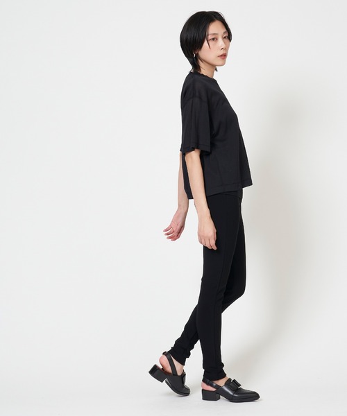 THE SHINZONE(ザ シンゾーン)の「SHEER GAUZE HALF SLEEVE TEE シアー ガーゼ ハーフ スリーブ Tシャツ(Tシャツ/カットソー・レディース・キナリ/グリーン/ブラック・FREE)」の13枚目の写真