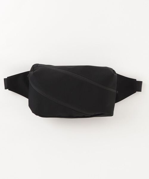 MASSIVE STORE(マッシブストア)の「【SiiLo/シーロ】WEEK スパイラルウェストバッグ(ボディバッグ/ウエストポーチ・メンズ・ブラック/ダークグレー・FREE)」の2枚目の写真