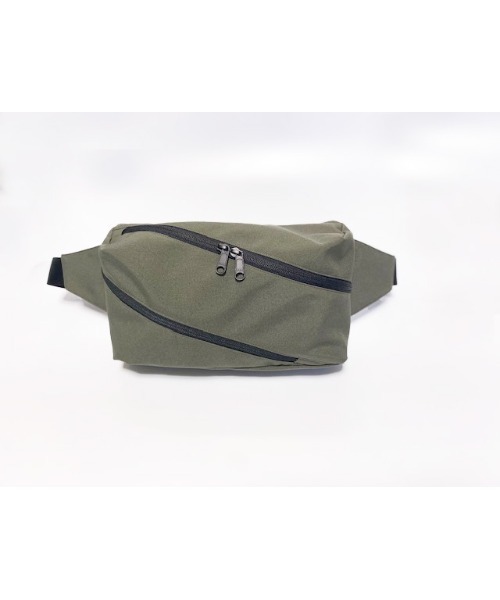 MASSIVE STORE(マッシブストア)の「【SiiLo/シーロ】WEEK スパイラルウェストバッグ(ボディバッグ/ウエストポーチ・メンズ・ブラック/ダークグレー・FREE)」の11枚目の写真