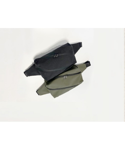 MASSIVE STORE(マッシブストア)の「【SiiLo/シーロ】WEEK スパイラルウェストバッグ(ボディバッグ/ウエストポーチ・メンズ・ブラック/ダークグレー・FREE)」の17枚目の写真