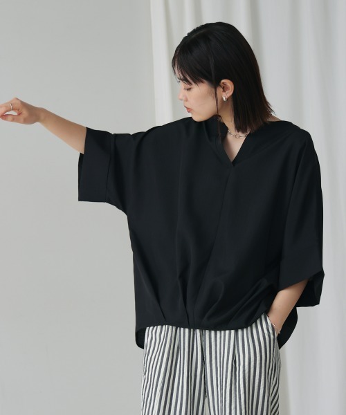 Bou Jeloud(ブージュルード)の「麻ライクキーネックタックスリーブブラウス(シャツ/ブラウス・レディース・ブラック/グリーン/イエロー/ベージュ・FREE)」の9枚目の写真
