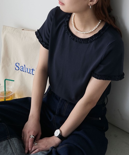 BONLECILL(ボンルシール)の「フリルTEE(Tシャツ/カットソー・レディース・オフホワイト/ブラック/ネイビー/オートミール・FREE)」の4枚目の写真